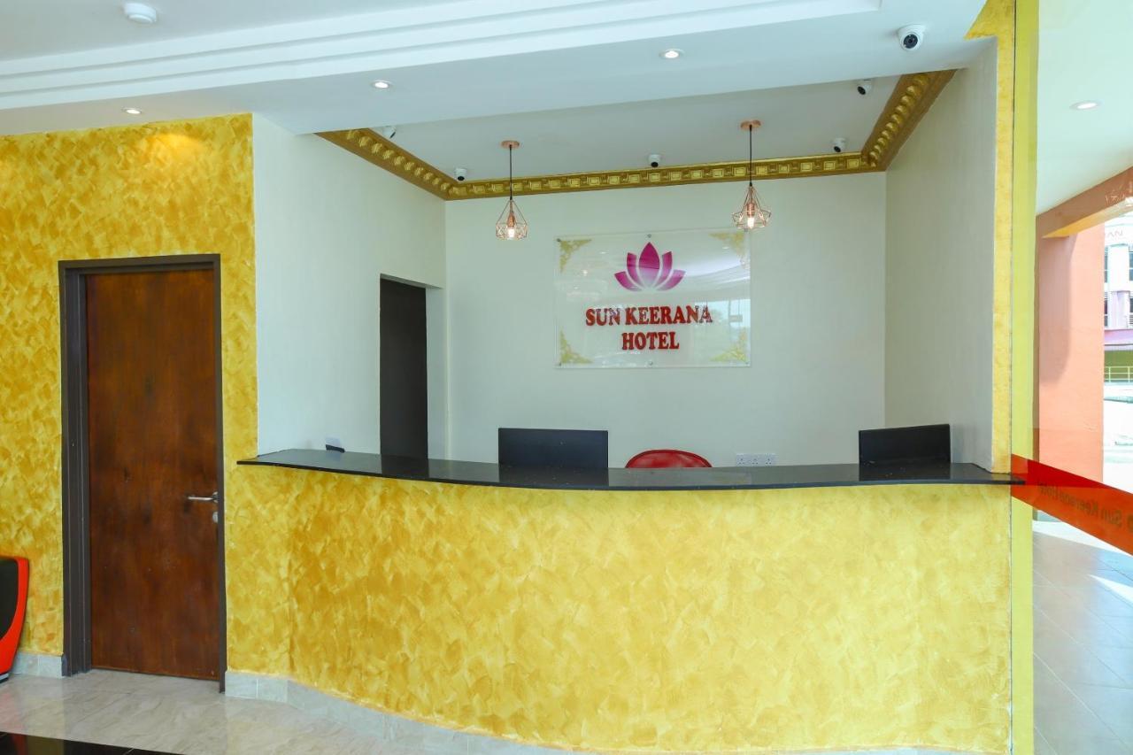 Oyo 89387 Sun Keerana Hotel Klang Exterior foto
